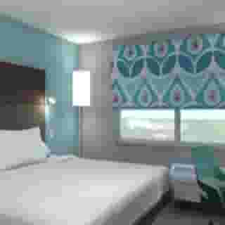 Tru By Hilton Miami West Brickell, 2 of 5