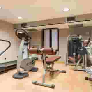 Ilunion Almirante, 4 of 5