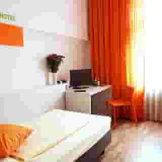 Colour Hotel, 6 of 6