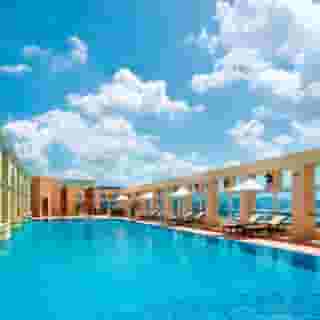 The Royal Garden, 1 of 5