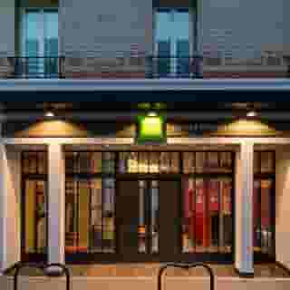 ibis Styles Paris La Defense Courbevoie, 1 of 5