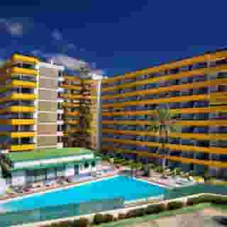 Las Arenas Apartments, 1 of 5