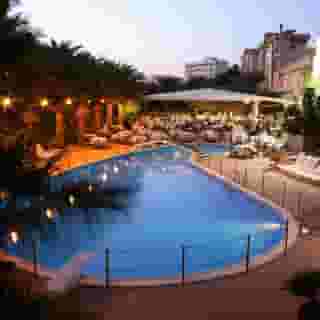 Hotel President, 1 of 5