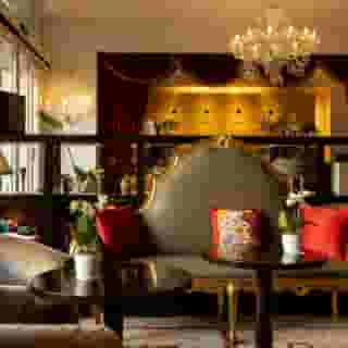 A La Commedia, 4 of 5