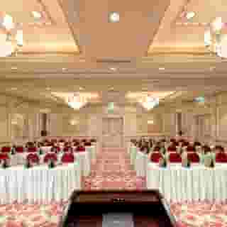 Regent Berlin, 4 of 5