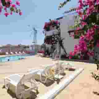 Paul Marie Studios and Apartments, 4 of 5