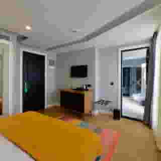 Poem Special Hotel, 5 of 5