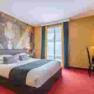 Le Versailles, 4 of 5