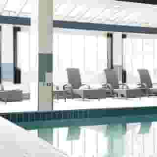 Carlton Oasis, 3 of 5