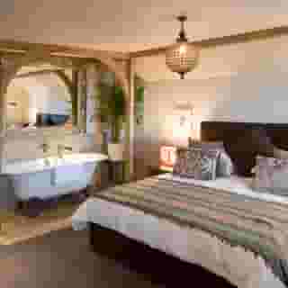 The Farmhouse, 4 of 5