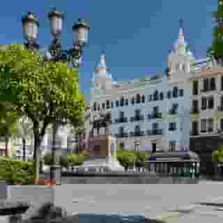 H10 Palacio Colomera, 1 of 5