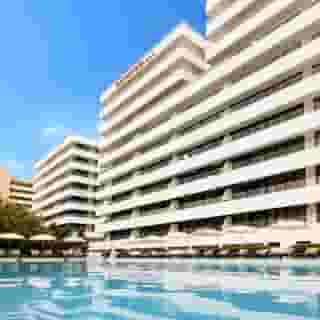 Luna Olympus, 2 of 5