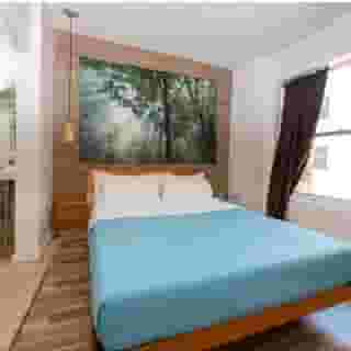 The Mercury Hotel, 3 of 5