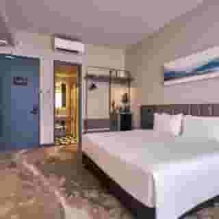 Sleeping Lion Suites, 6 of 6