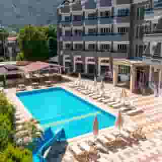 Club Selen Icmeler, 5 of 5