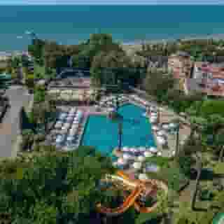 Side Star Elegance, 1 of 5