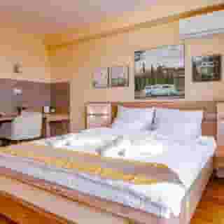 Air Star Hotel, 3 of 5