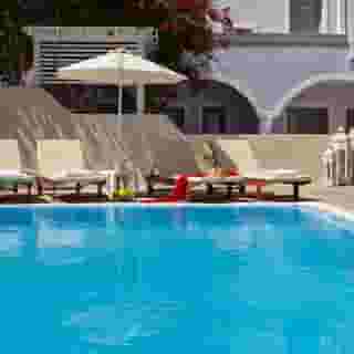 Studios Marios, 2 of 5