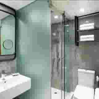 Wharney Hotel, 2 of 5