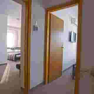 London Rooms Zagreb Airport, 2 of 5