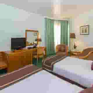 BM Beach Hotel, 4 of 5