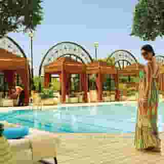 Four Seasons First Residence, 3 of 5