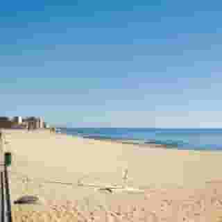 Lloyds Beach Club, 4 of 5