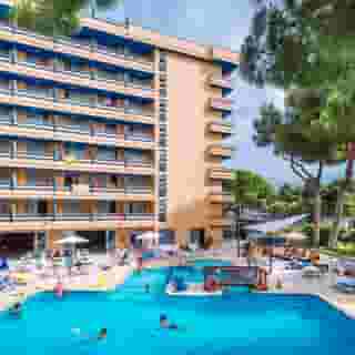 4R Playa Park, 1 of 5