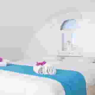 Bella Santorini, 5 of 5