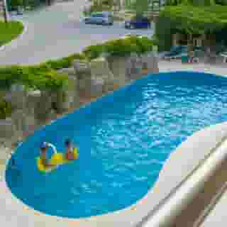 Ozay Apartments, 2 of 5