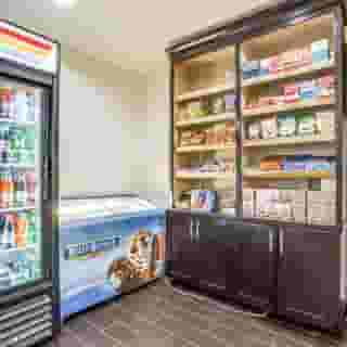 Comfort Inn & Suites Market Center, 3 of 5