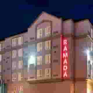 Ramada by Wyndham SeaTac Airport, 3 of 5