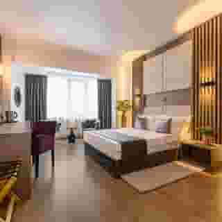 Unique Bucharest, 4 of 5