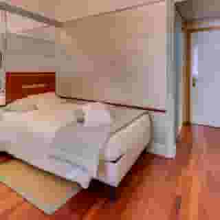 Antares Rubens, 4 of 5