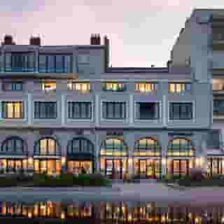 Le Cafe de Paris, 3 of 5