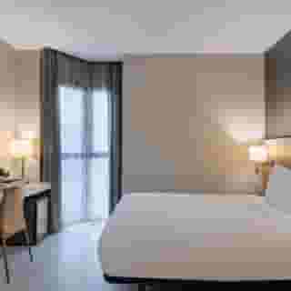 SH Colon Valencia, 4 of 5