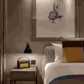 The Londoner, 5 of 5