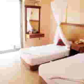 Rosy Suites, 6 of 6
