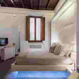 Gigli D'Oro Suite, 1 of 5