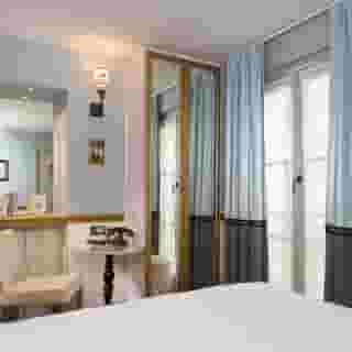 Les Plumes Hotel, 3 of 5