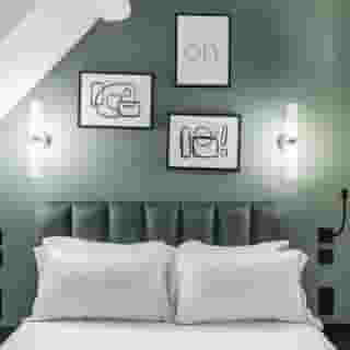 Elysee Secret, 2 of 5