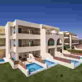 Vantaris Palace, 1 of 5