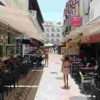 Cheerfulway Bertolina Mansion-House, 3 of 5