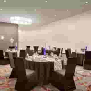DoubleTree by Hilton Toronto Airport West, 1 of 5