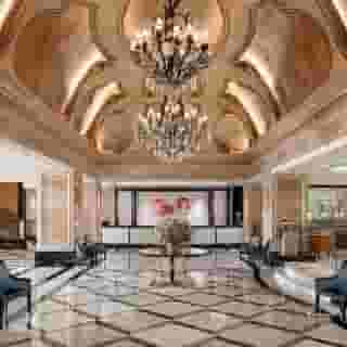 The Langham Hong Kong, 2 of 5