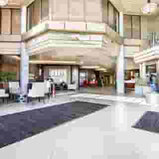 Executive Suites Hotel Metro Vancouver Burnaby, 3 of 5