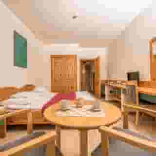 Petnehazy Aparthotel, 4 of 5