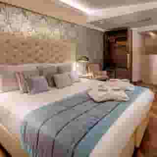 CHC Continental, BW Premier Collection, 2 of 5