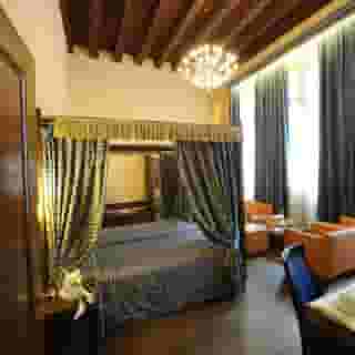 Palazzo Selvadego, 2 of 5