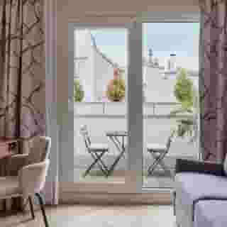 Moulin Plaza, 4 of 5